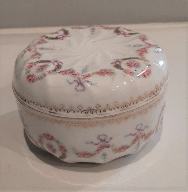 Image representing Boîte à bonbons.