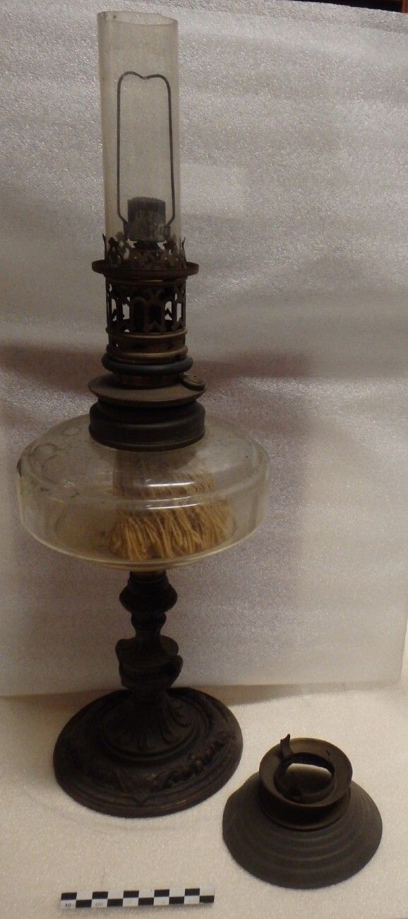 Image représentant Lampe à pétrole