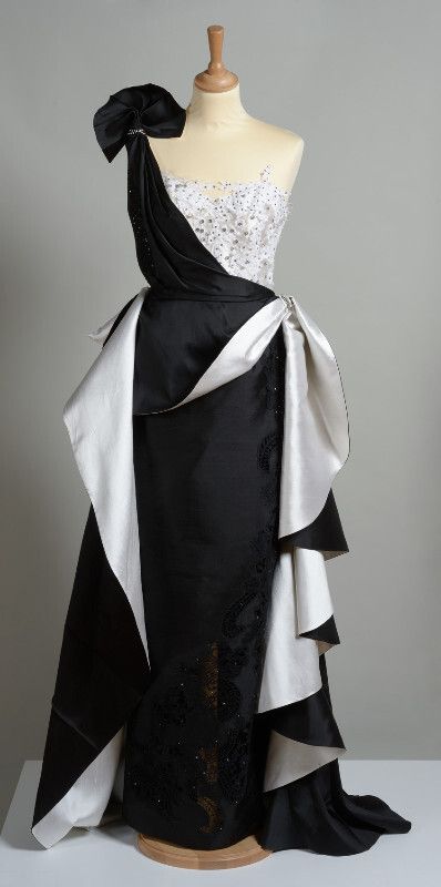 Image représentant Robe du soir Prestige - Pièce de concours