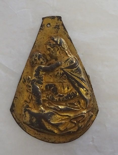 Image représentant Vierge à l'Enfant - Plaque