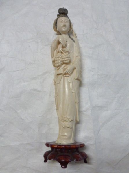 Image représentant Statuette
