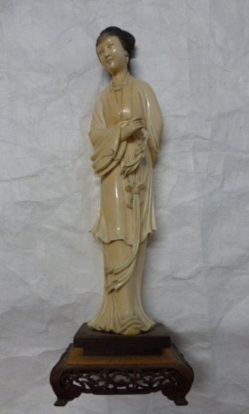 Image représentant Statuette
