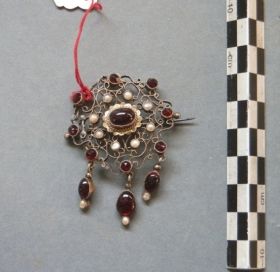 Image représentant Broche