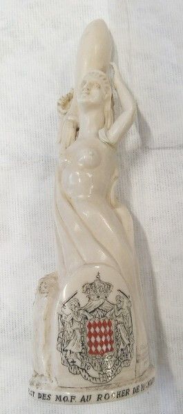 Image représentant Statuette