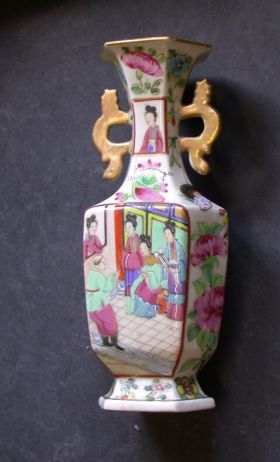 Image représentant Paire de vases
