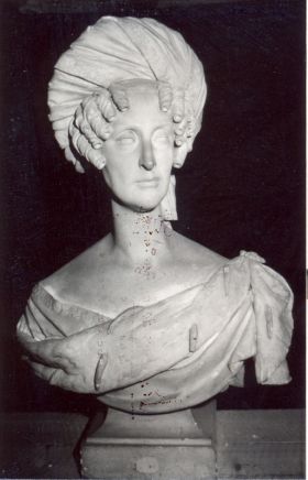Image représentant Marie-Amélie de Bourbon duchesse d'Orléans (1782-1866), reine de France - Buste