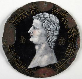 Image représentant Tête de Tibère - Médaillon